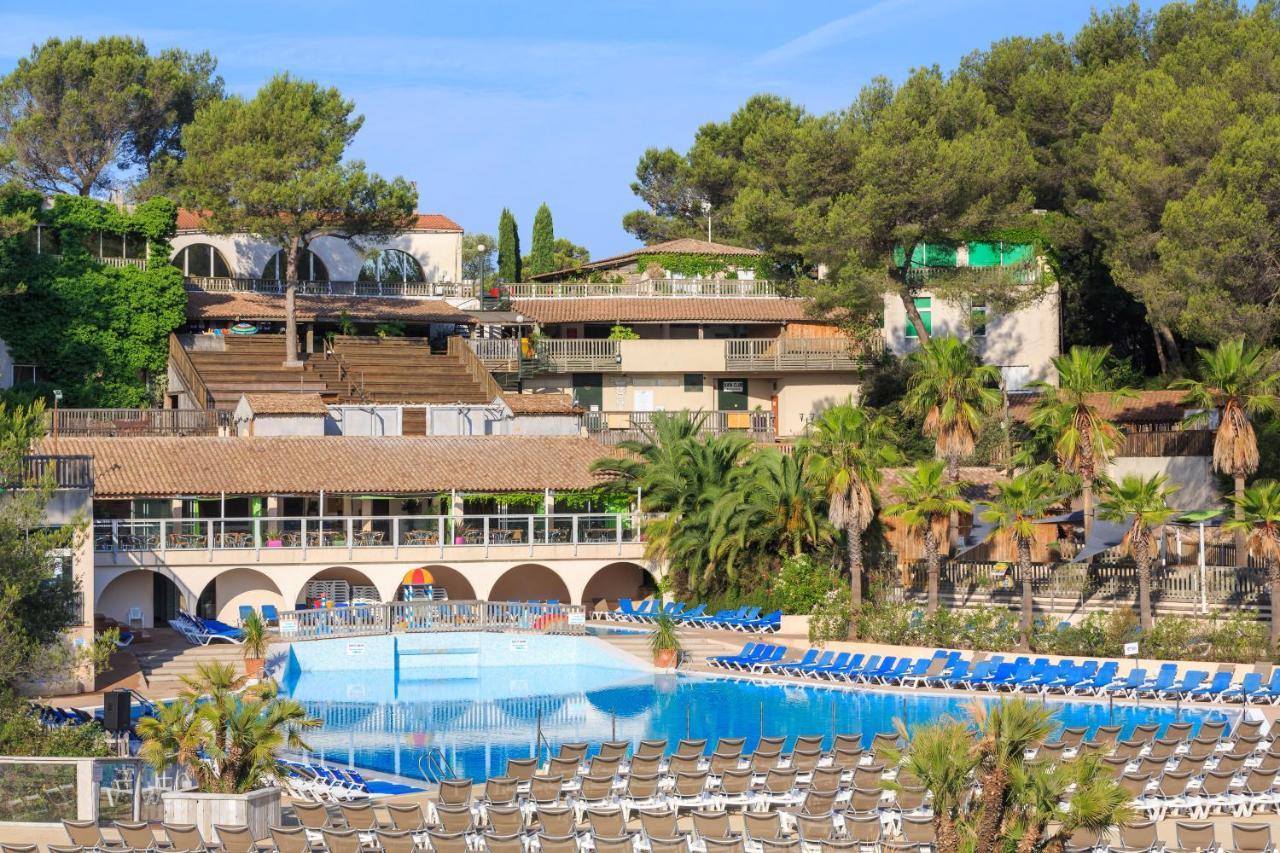 Frantheor Frejus 5 Etoiles Hotel Luaran gambar